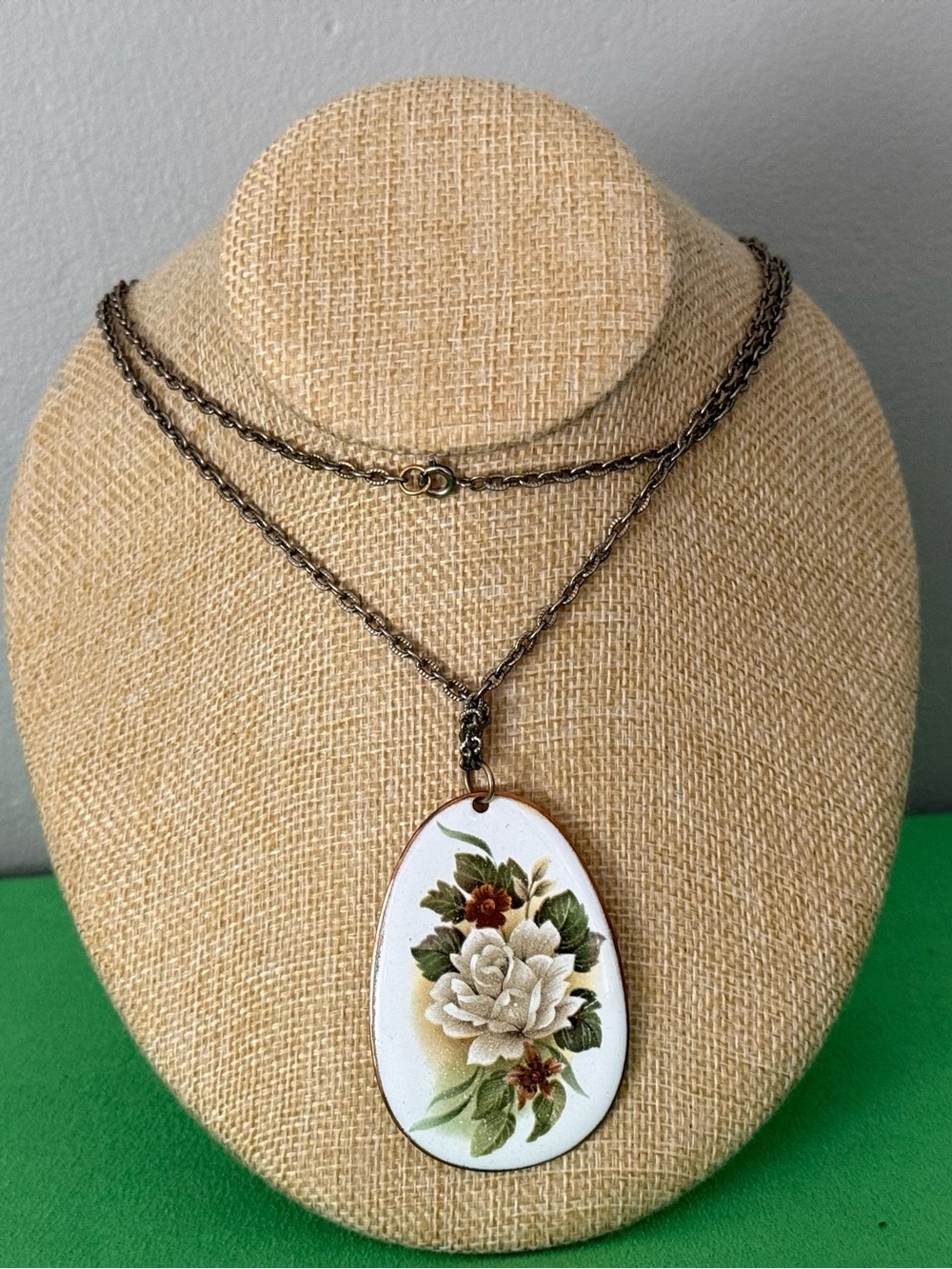 Vintage Double Sided Floral Porcelain Pendant Necklace - White and Green